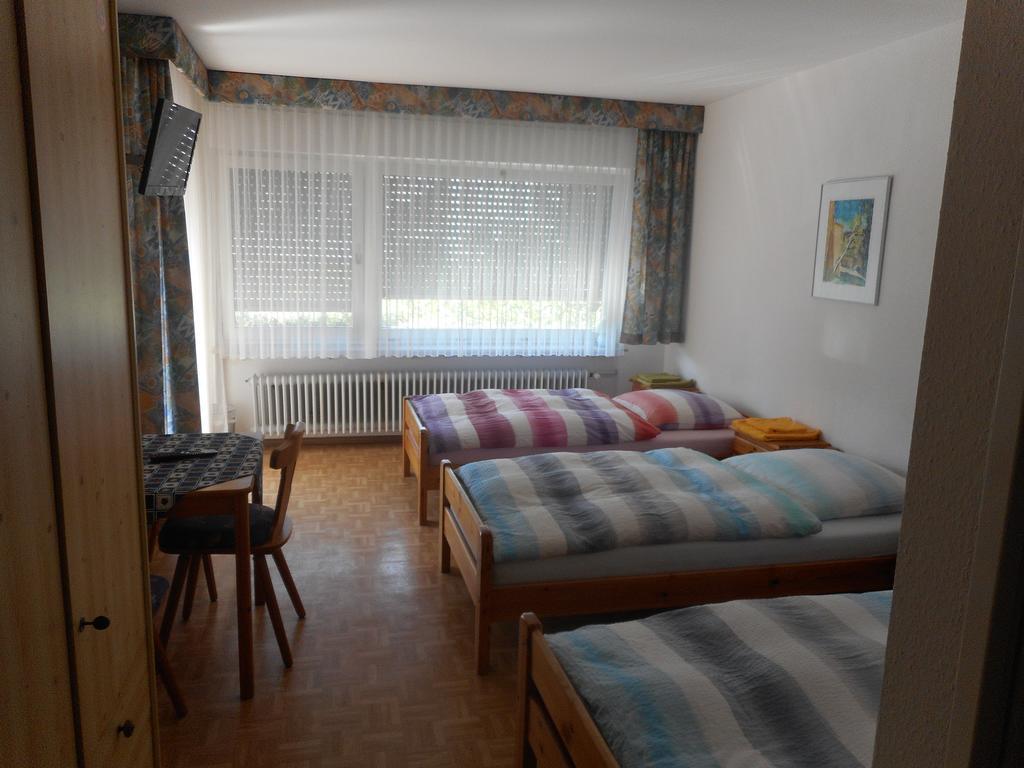 Landgasthof Rose Hotel Ditzingen Bagian luar foto